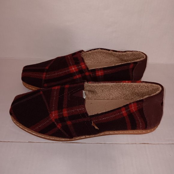 TOMS WOMEN'S ALPARGATA PLAID SLIP ON SHOES - Picture 2 of 13